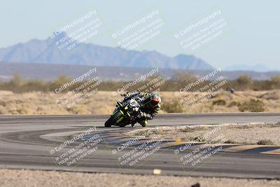 media/Dec-07-2025-CVMA (Sun) [[3e7d2de5dc]]/Race 10-Formula 40 Open/